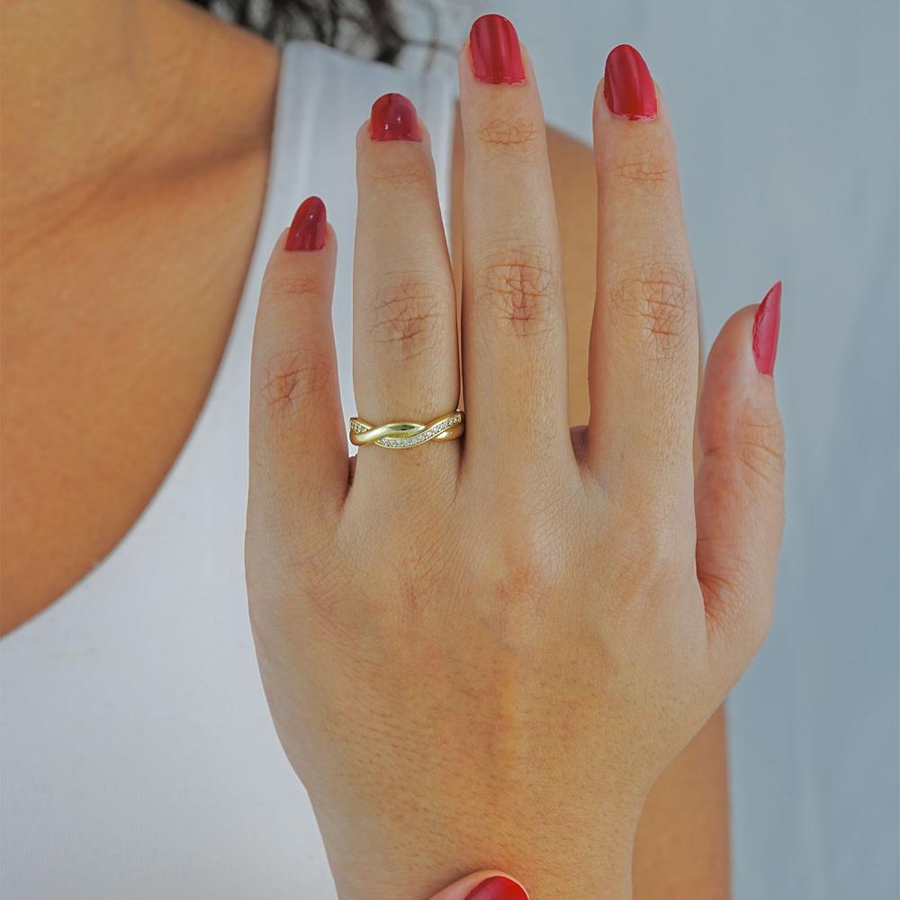 Maral 14 ayar altın rengi burgu taşlı yüzük