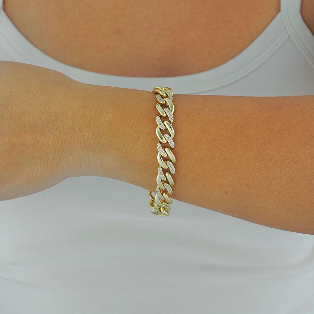 Maral 14 ayar altın rengi dik halka taşlı bileklik.