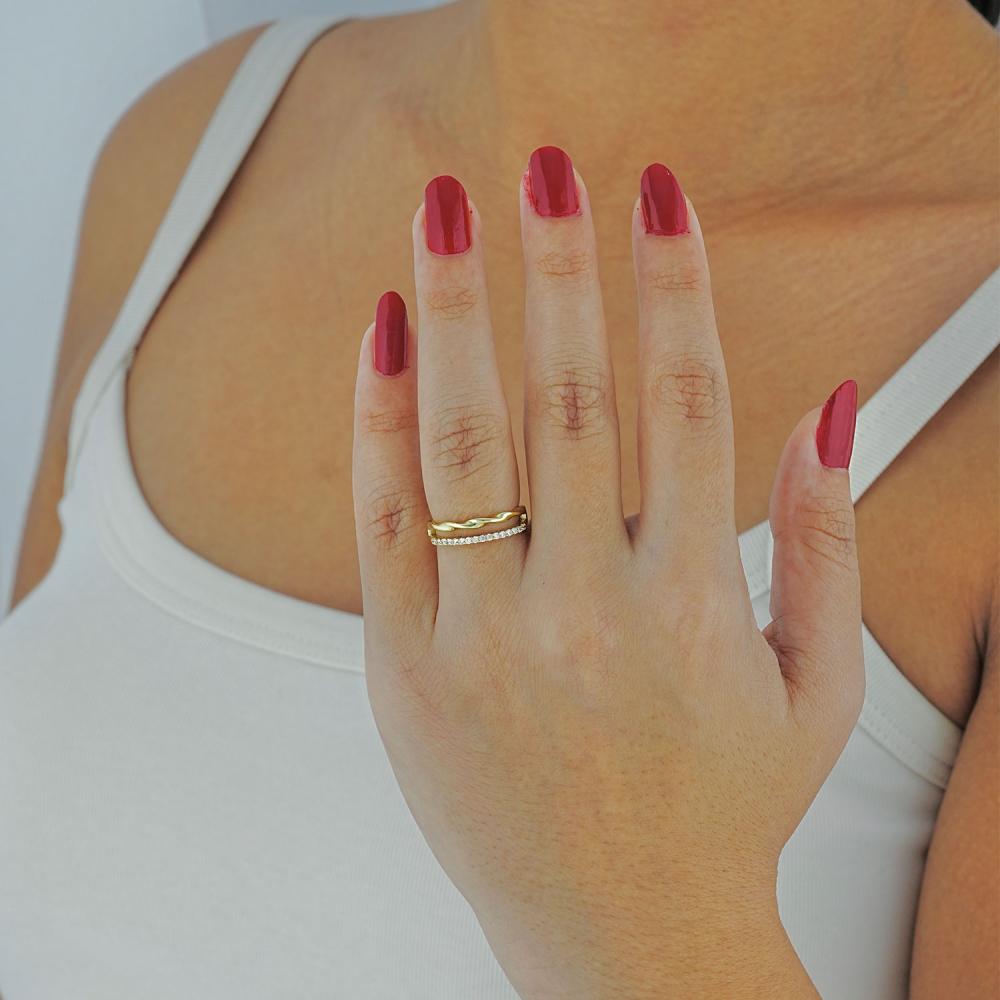 Maral 14 ayar altın rengi kıvrım taşlı yüzük