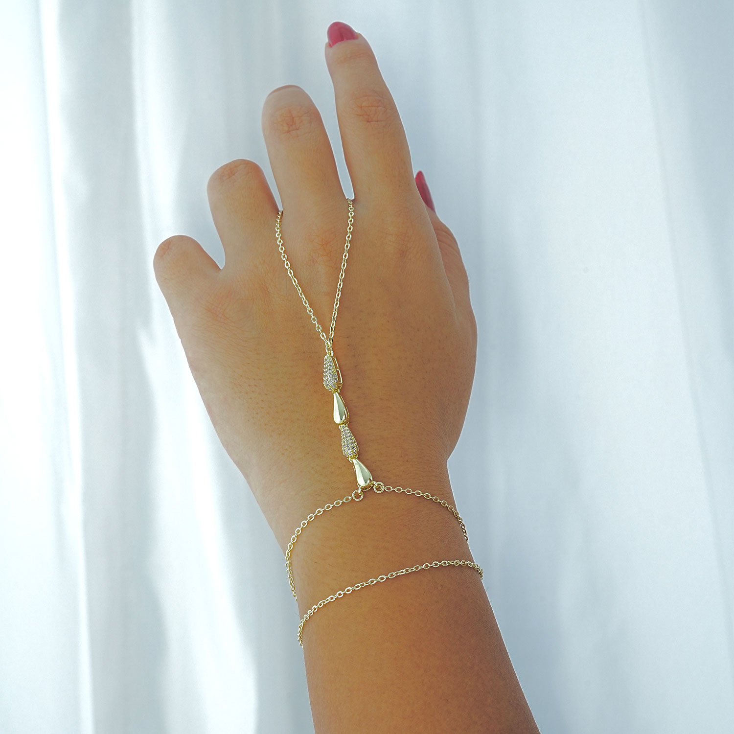 Maral 14 ayar altın rengi taşlı damla şahmeran