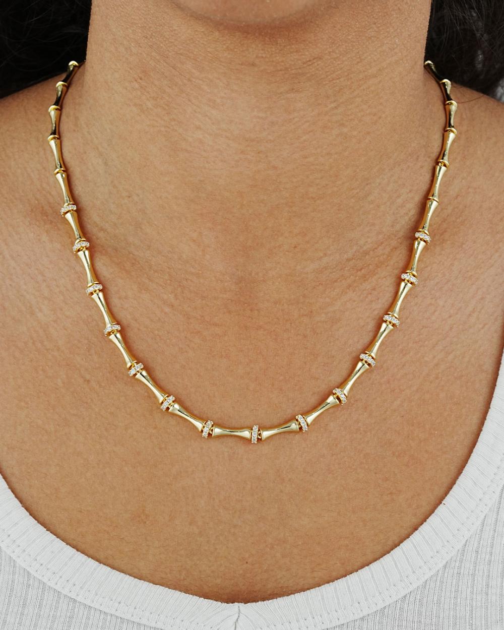 Maral 14 ayar altın rengi taşlı kemik kolye