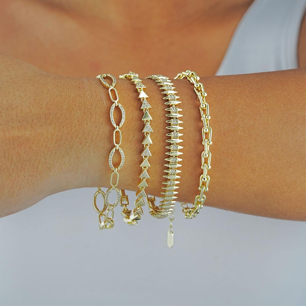 Maral 14 ayar altın rengi üçgen zirkon taşlı bileklik