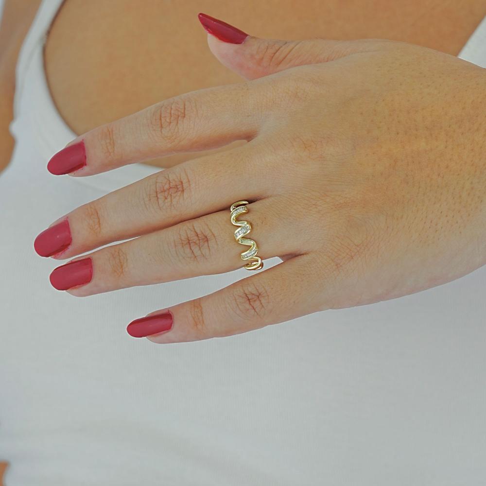 Maral 14 ayar altın rengi zigzak taşlı yüzük